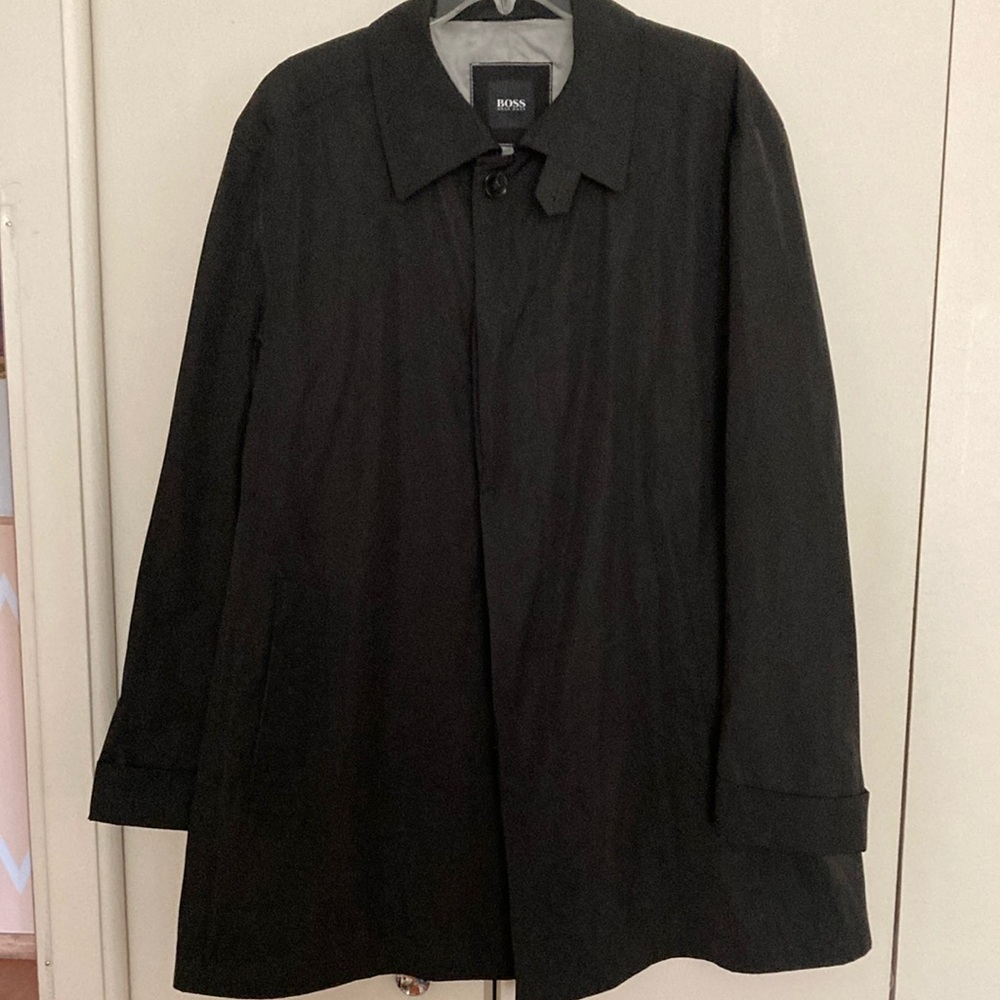 NWOT Hugo Boos Light Regular Waterproof Jacket SizeXL Lightweight long sleeves